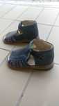 Sapato-sandalia T. 24