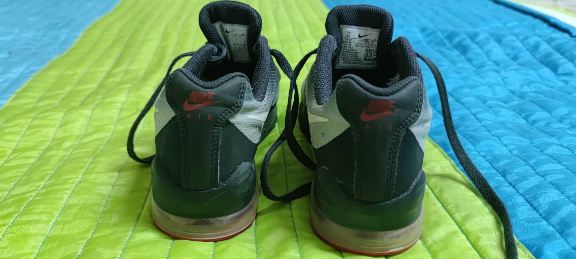 Sapatilhas de rapaz Nike Air tam. 36 excelente estado