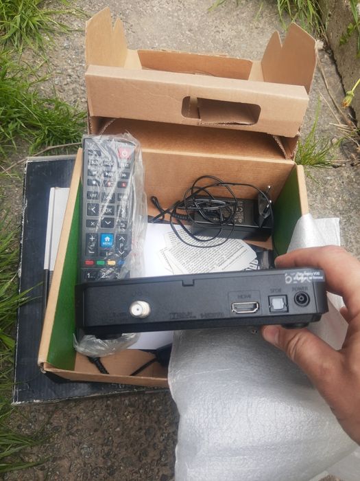 hd satellite receiver Тюнер супутниковий з Німеччини.