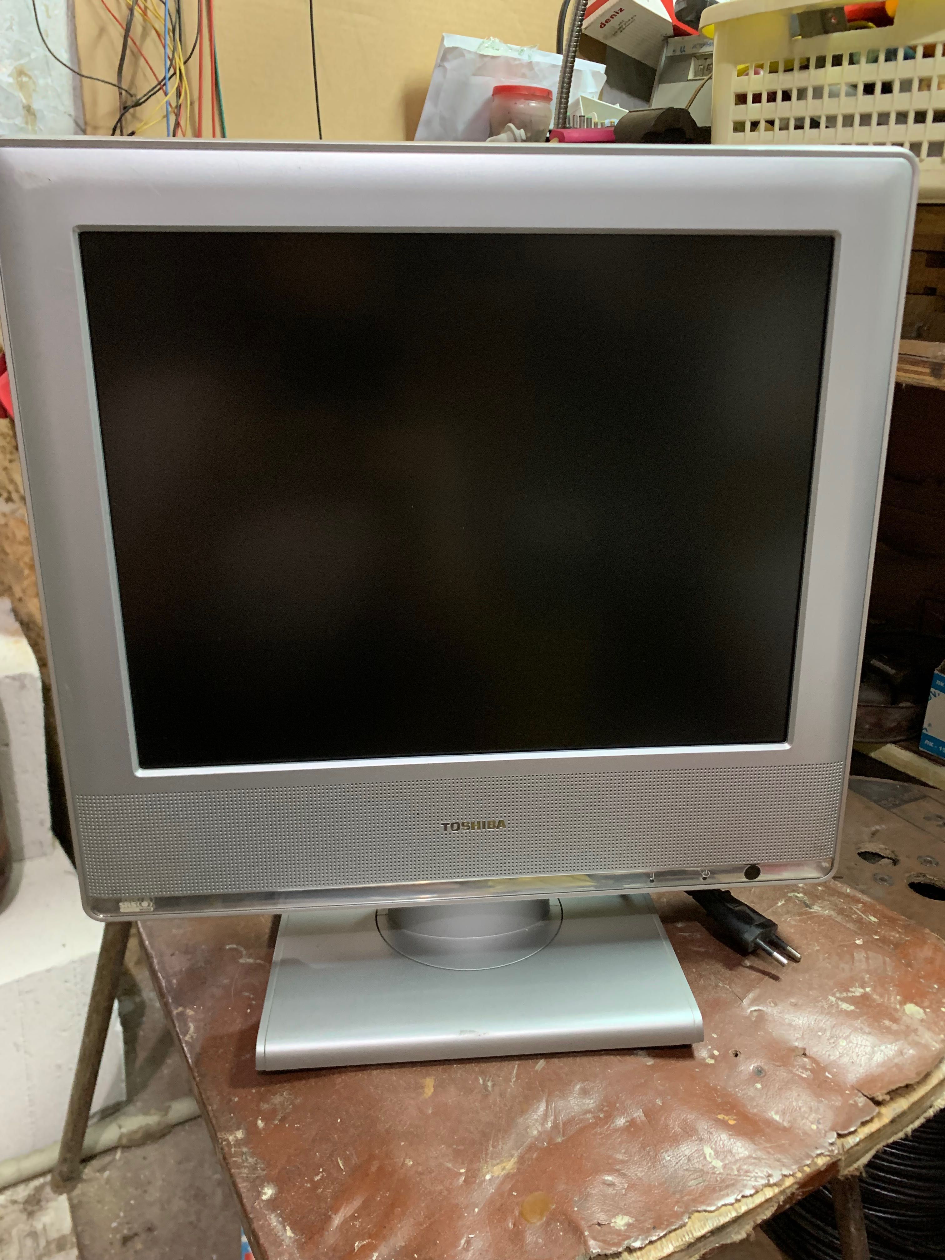 Телевизор LCD 15”