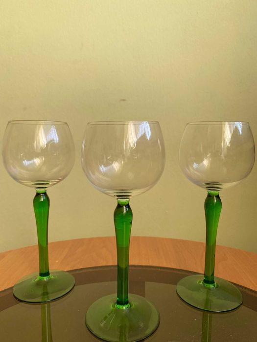 kieliszki kolorowe do wina PRL