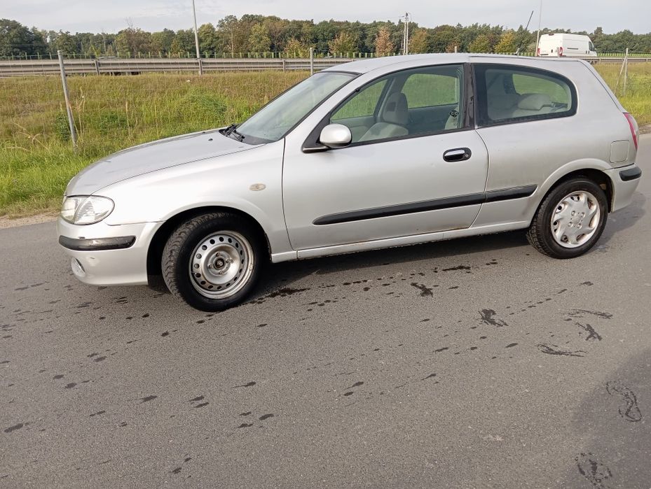 Nissan Almera 1.6 benzyna Klima Fajne miejskie autko