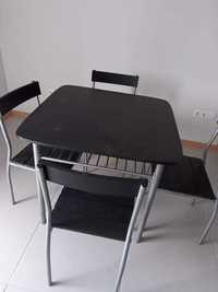 Mesa refeição com 4 cadeiras
