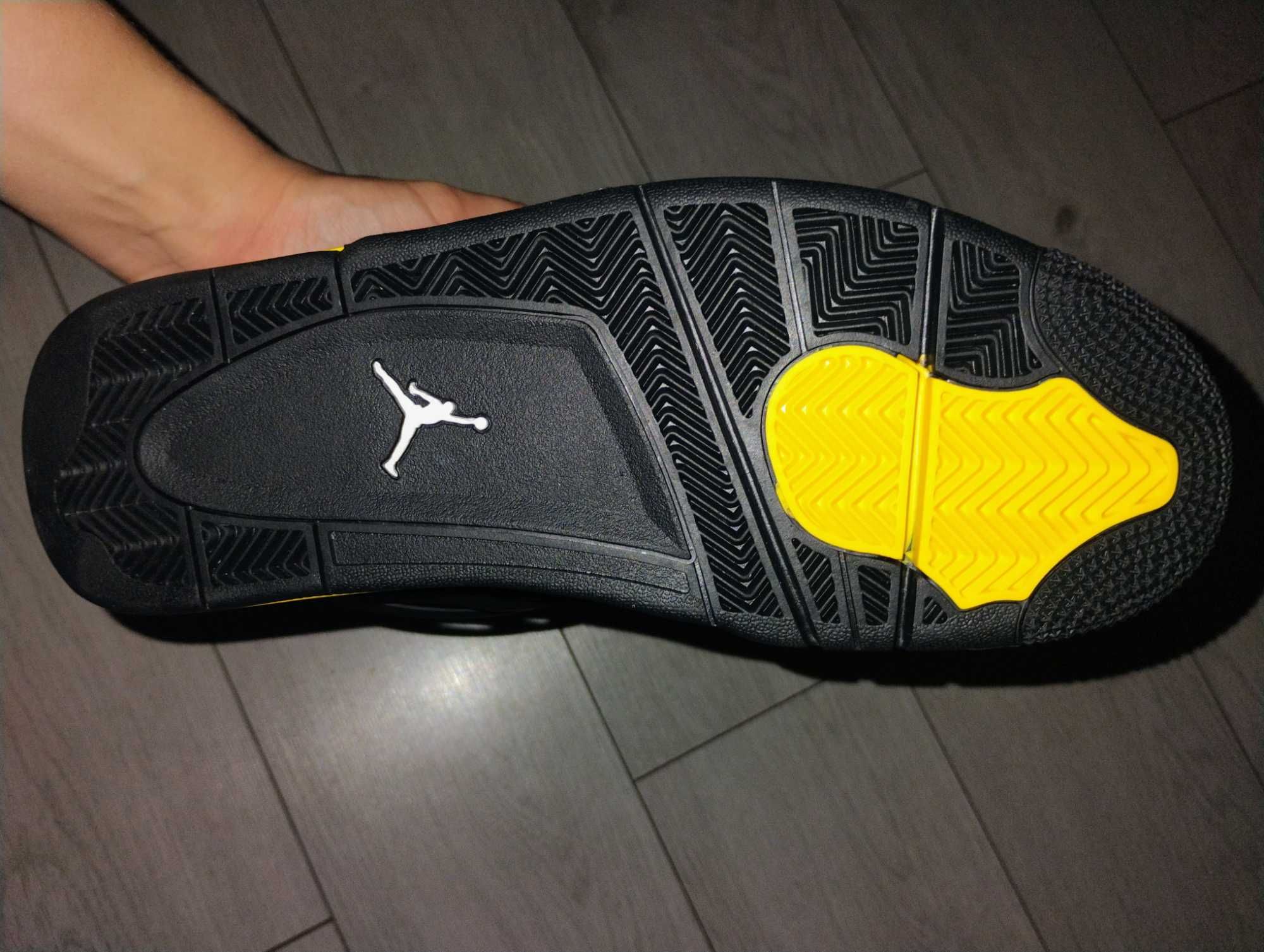 Jordan 4 Yellow thunder