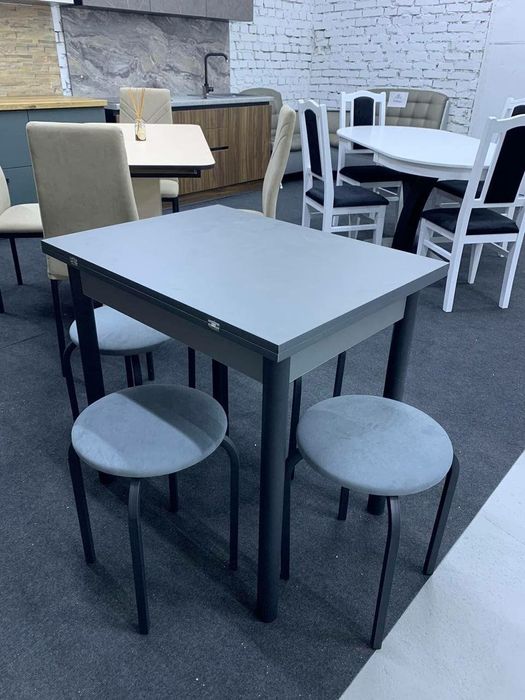 Комплект меблів, кухонний комплект, табурети і стіл розкладний