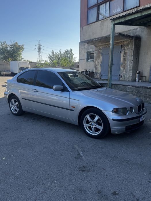 Продам BMW E46 Compact 2001 год 1.8 Бензин Автомат
