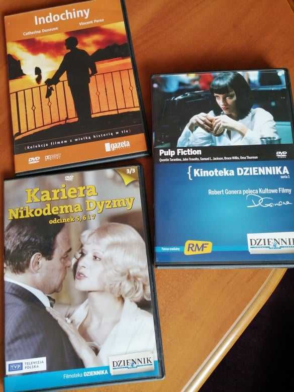 Kasety CD z filmami-Kariera Nikodema Dyzmy, Pulp Fiction, Indochiny.