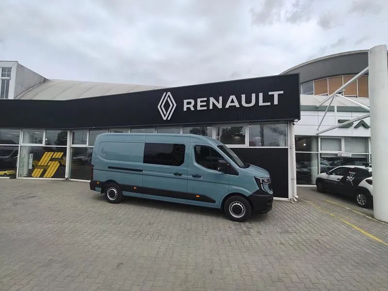 Renault Trafic Furgon Brygadowy 6miejscowy  Pojazdy Gotowe do Odbioru