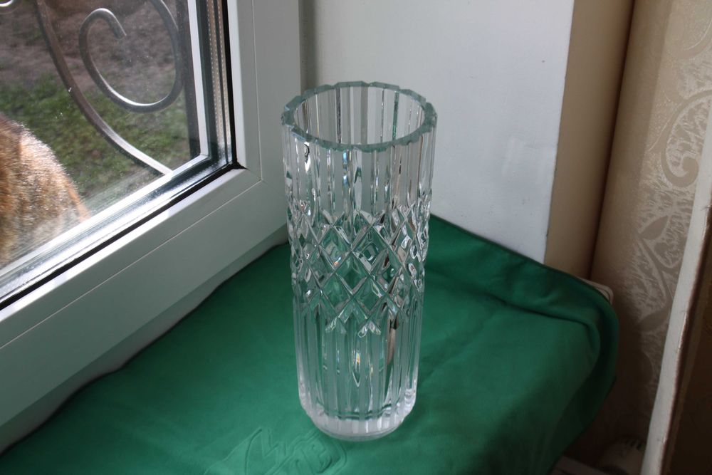 Ваза хрустальная