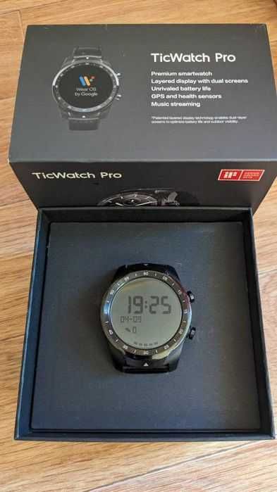 Годинник Часы Android Wear Ticwatch Pro Mobvoi