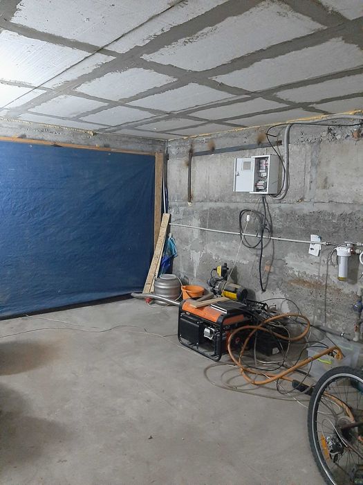 СРОЧНАЯ ПРОДАЖА. Дом 2 этажа, цокольный, Зеленый, Шевченковский