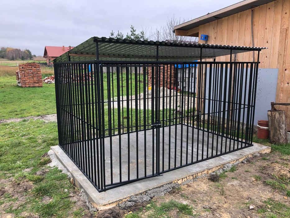 Kojec dla psa solidny box