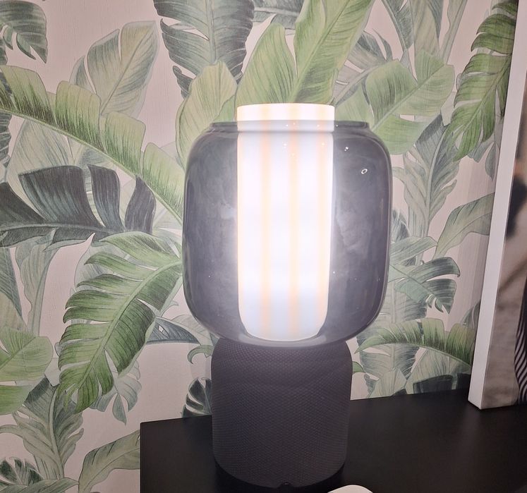 Coluna som/candeeiro