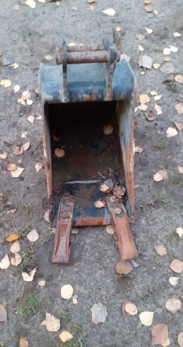 Sprzedam łyżki 25. 60. Zrywak do korzeni, karp