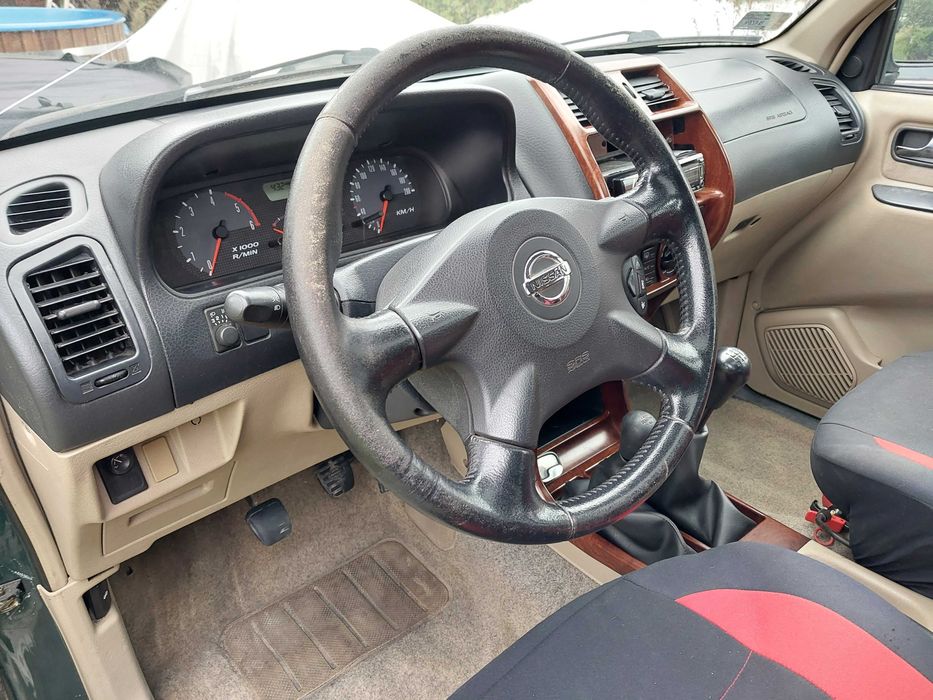 Nissan Terrano II 2002r 2953ccm diesel 229000km ZIELONO-CZARNY
