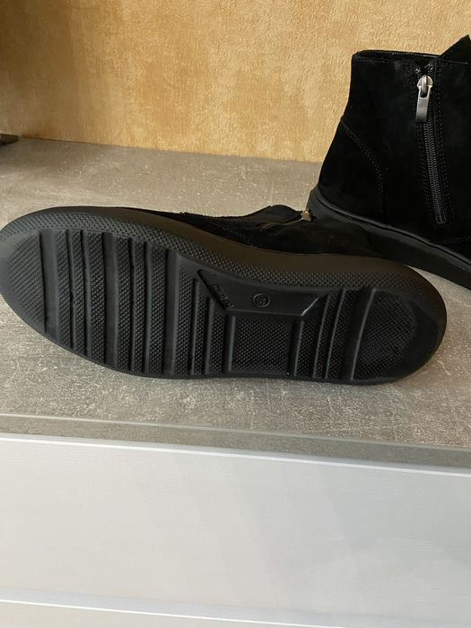 Напівчобітки жіночі зимові замшеві