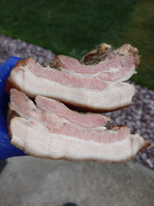 Копчене м'ясо, вирізка, ошийок, биток, ребро, сало