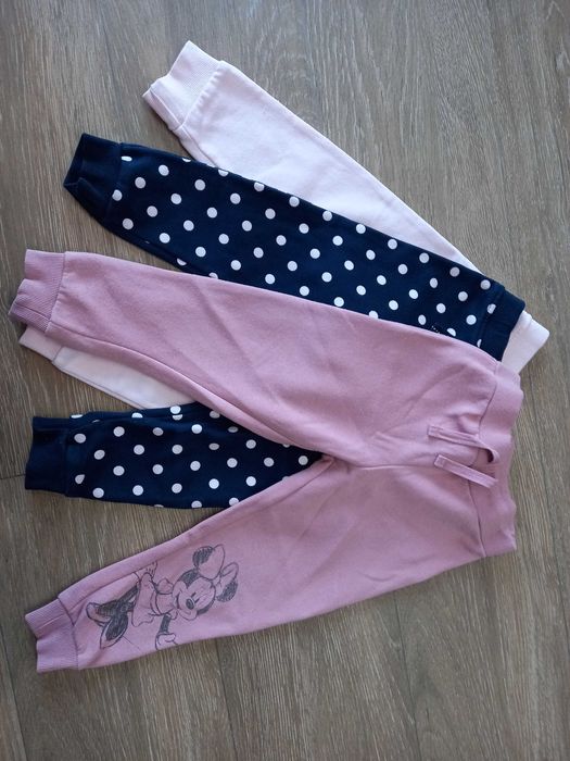 Zestaw spodni dresowych 92 cm