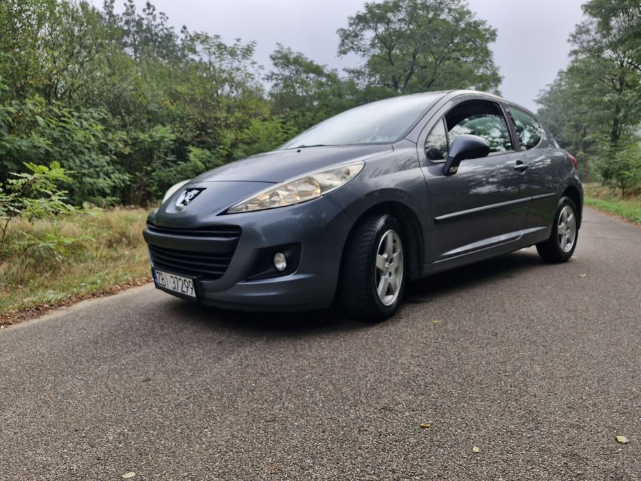 Peugot 207 1.6 Hdi !