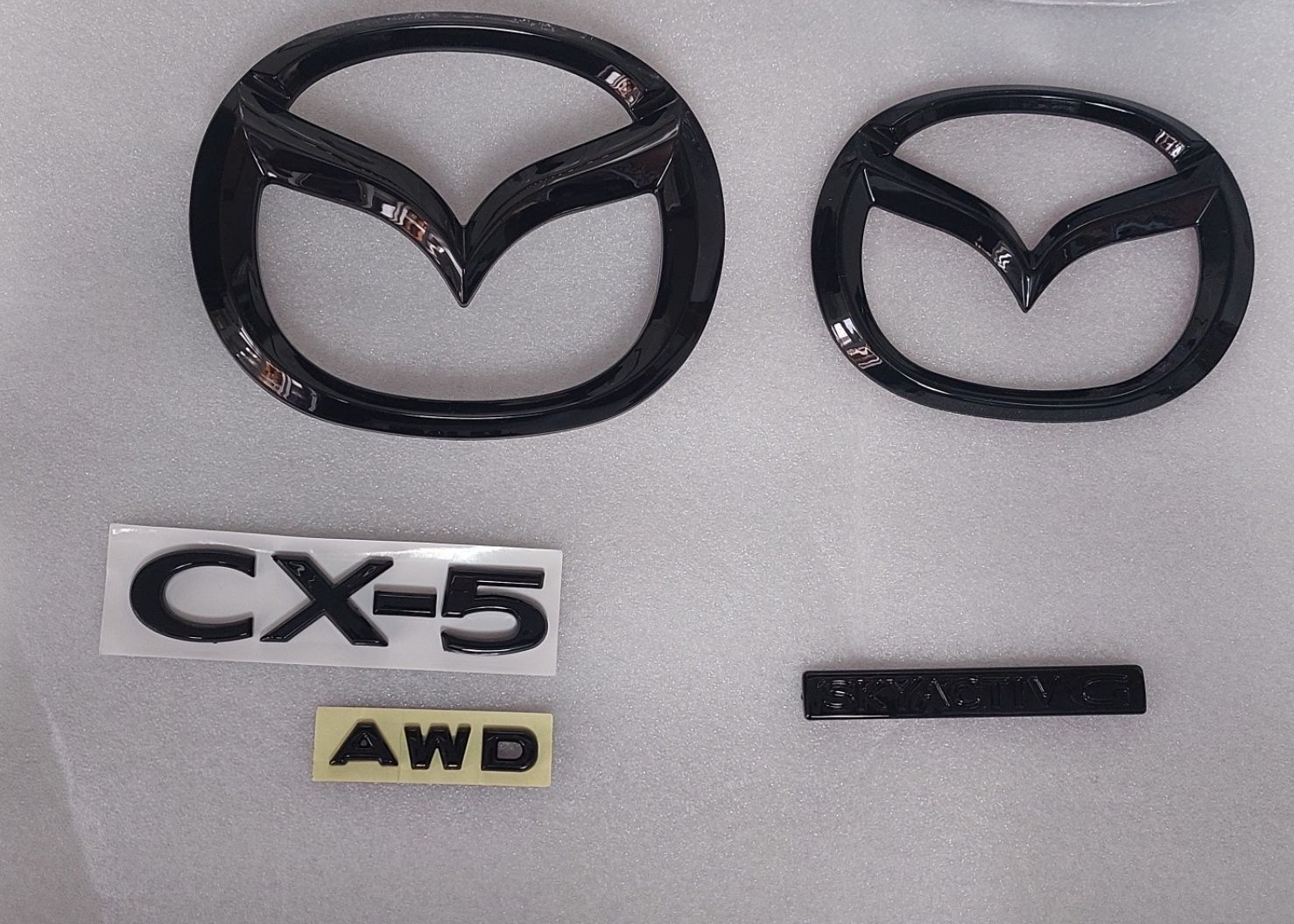 Эмблема надпись шыльдик Mazda SKYACTIV на багажника скай актив Мазда