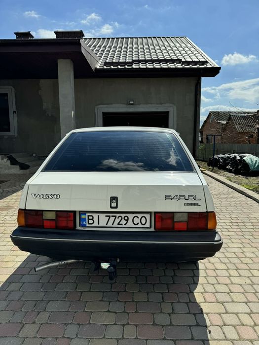 Продам вольво 340
