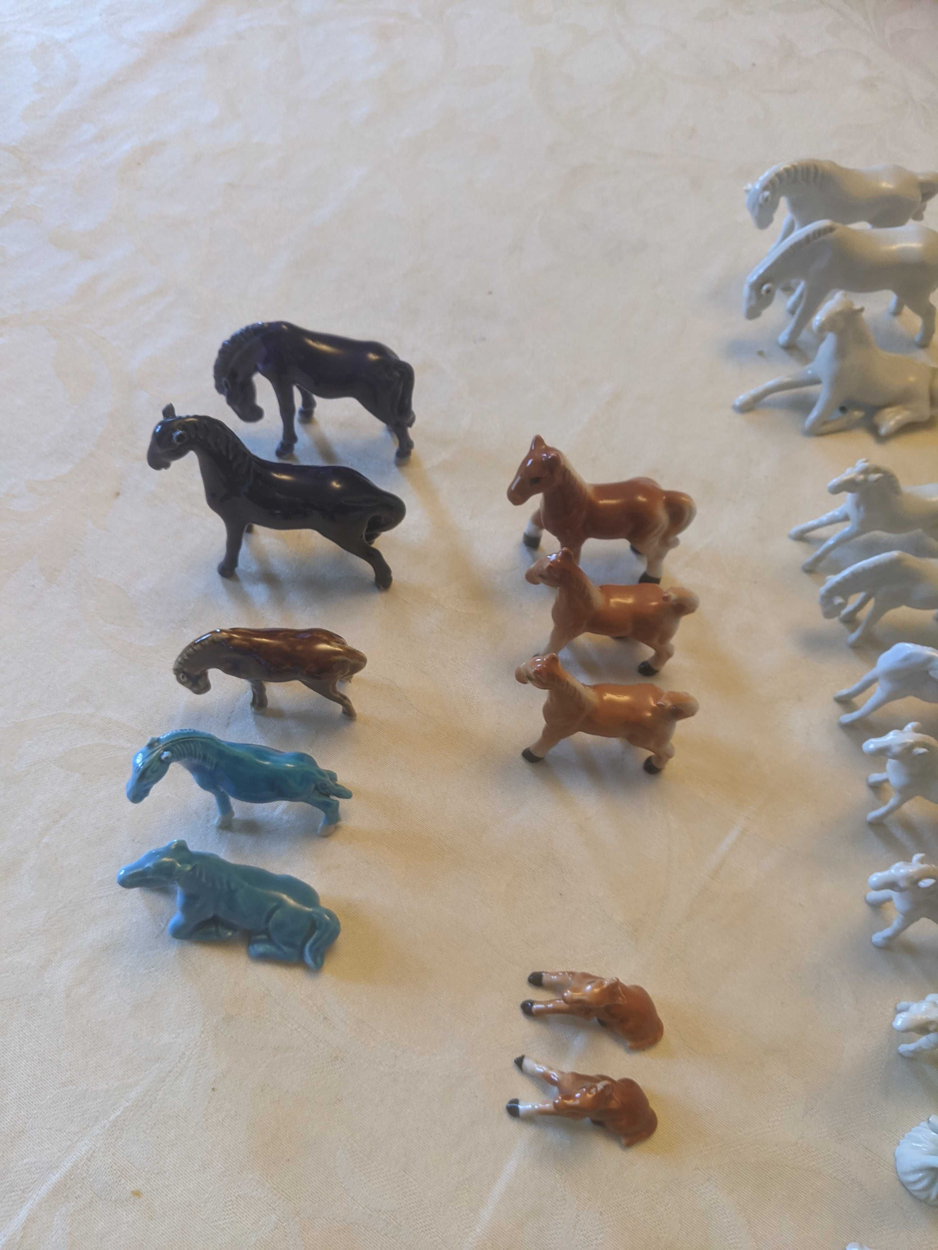 Cavalos em cerâmica coleção