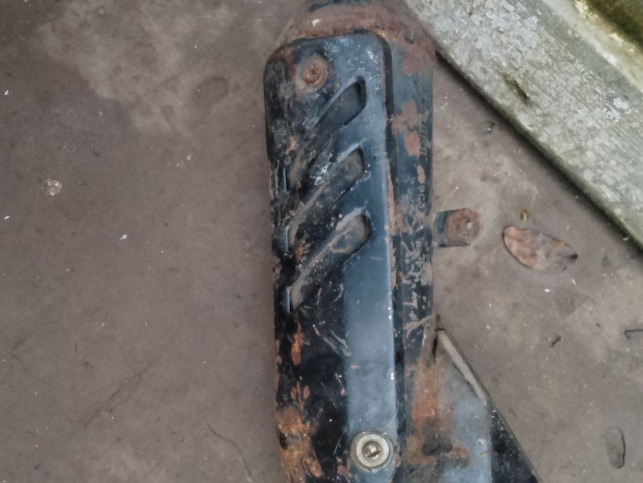 Глушник до Сузукі летс2