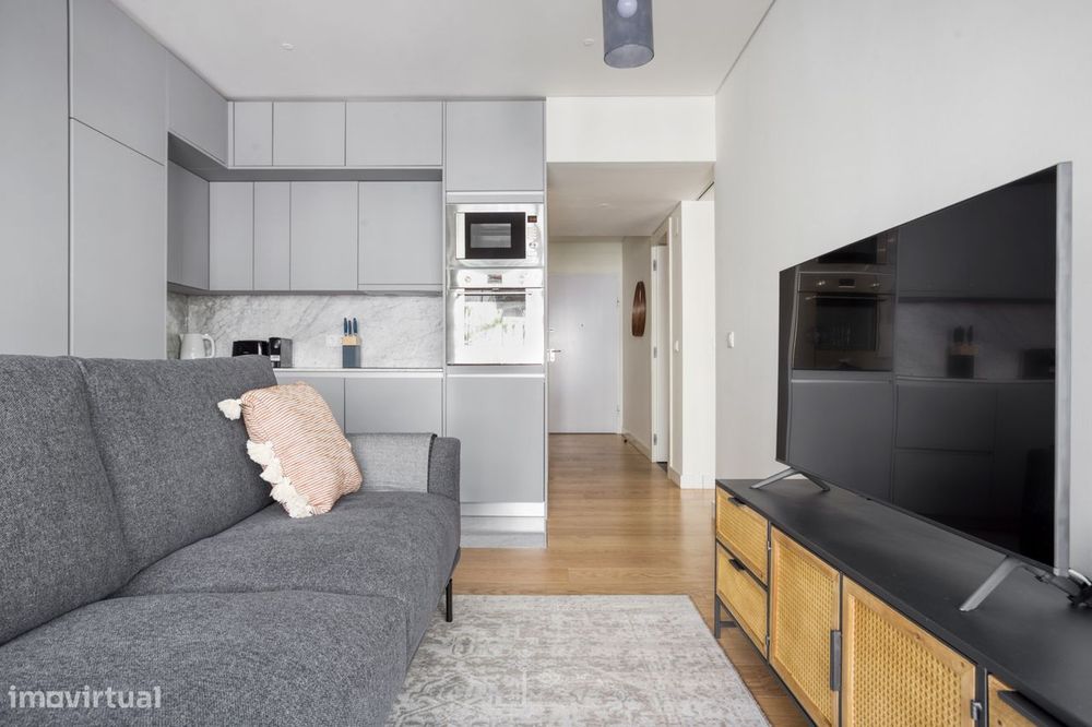 Furnished Saldanha 1BR