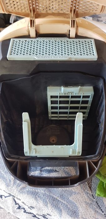 Пилосос LG продам