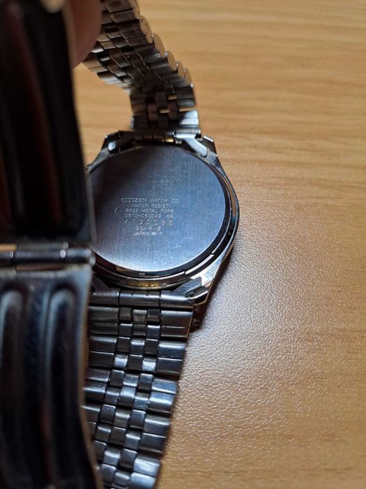 Relógio Citizen Quartz Chronograph – Dois Tons