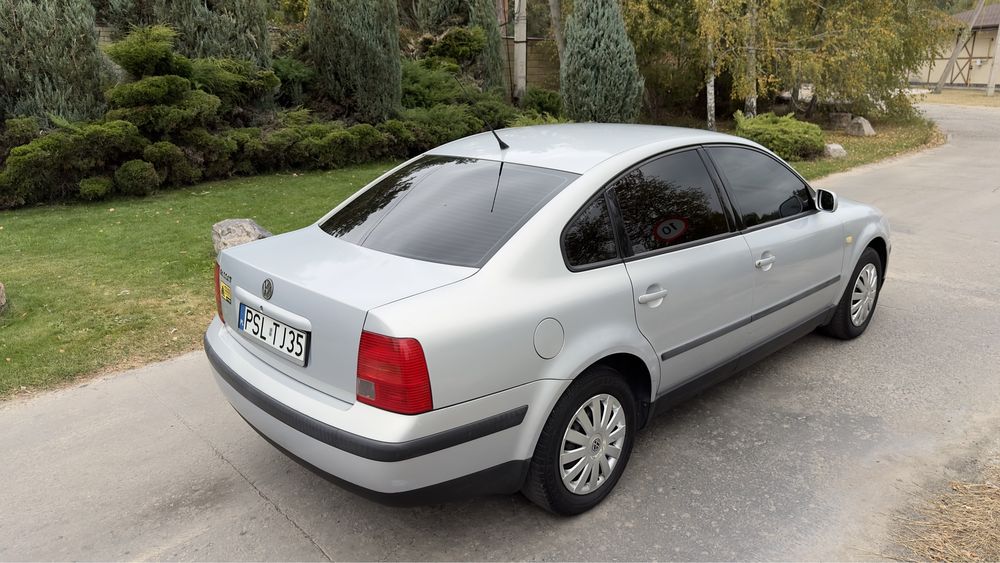 Volkswagen Passat 1.6 Автомат!! Газ/бензин !!!