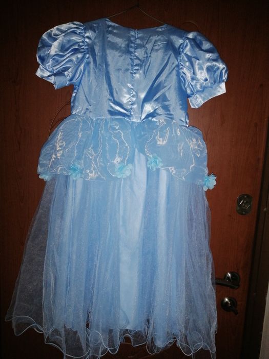 Карнавальное платье. Платье принцессы. Перчатки Эльза Холодное сердце.