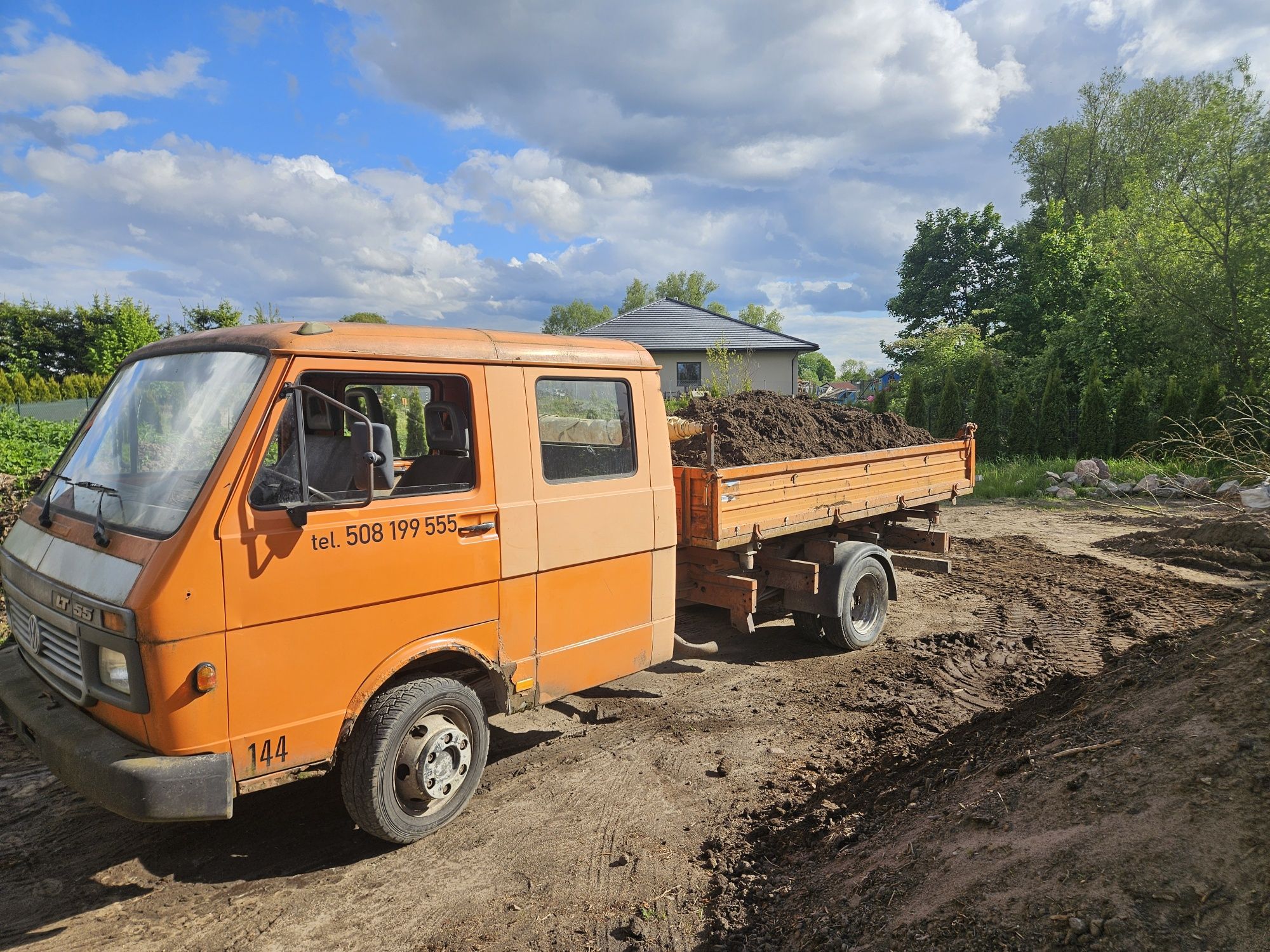 Pracę ziemne równanie terenów pod trawnik