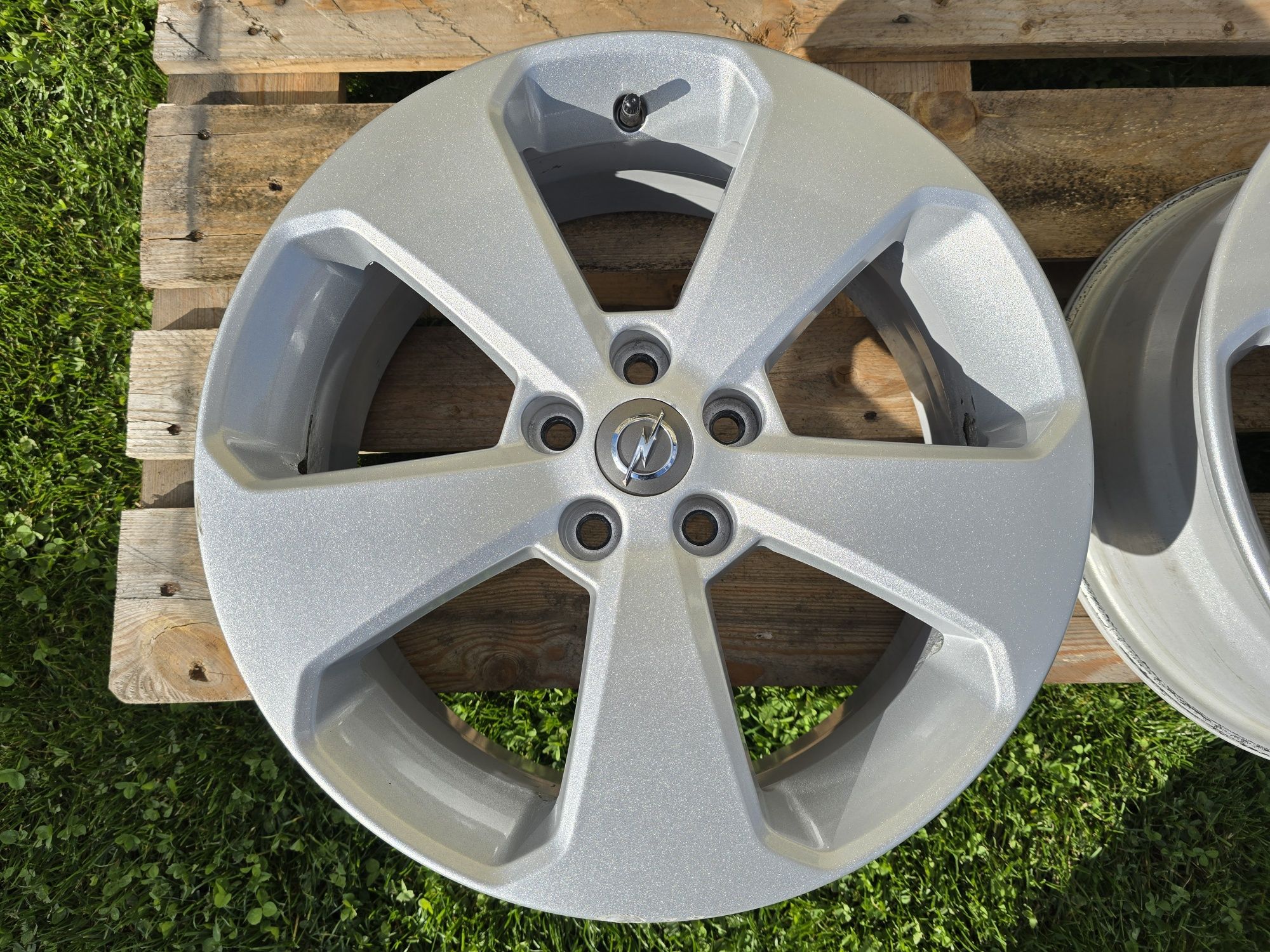 Felgi aluminiowe Opel Mokka 5x105 r17 Czujniki Tpms