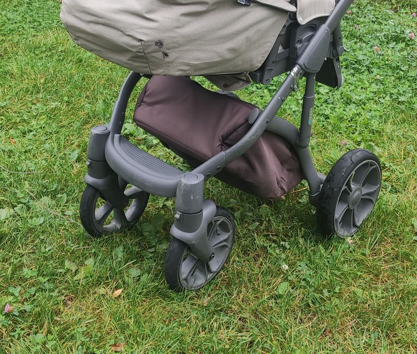 Дитяча коляска 2 в 1 Roan Bass