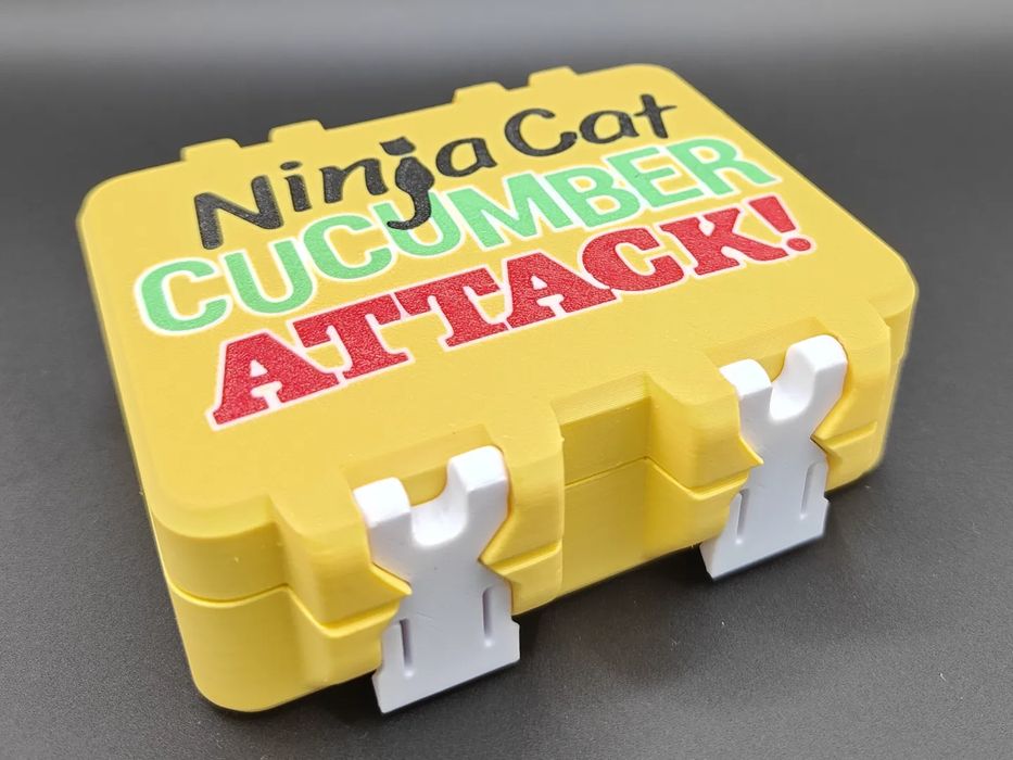 Caixa de Cartas Jogo Gatos Ninja vs Pepinos