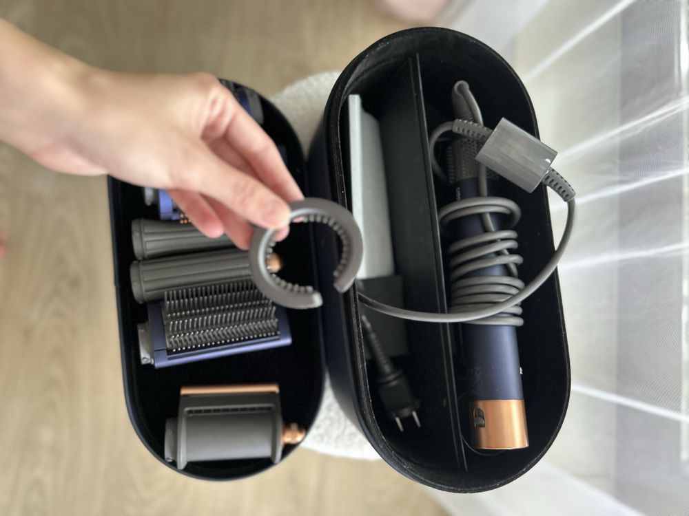 Dyson Airwrap Styler — stan idealny, kupiony maj 2023