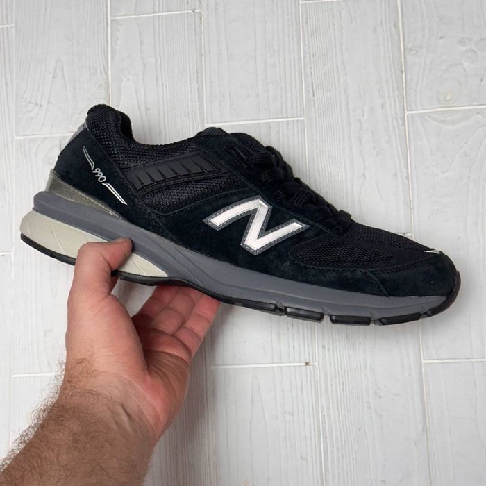 Чоловічі кросівки new balance 990 v5