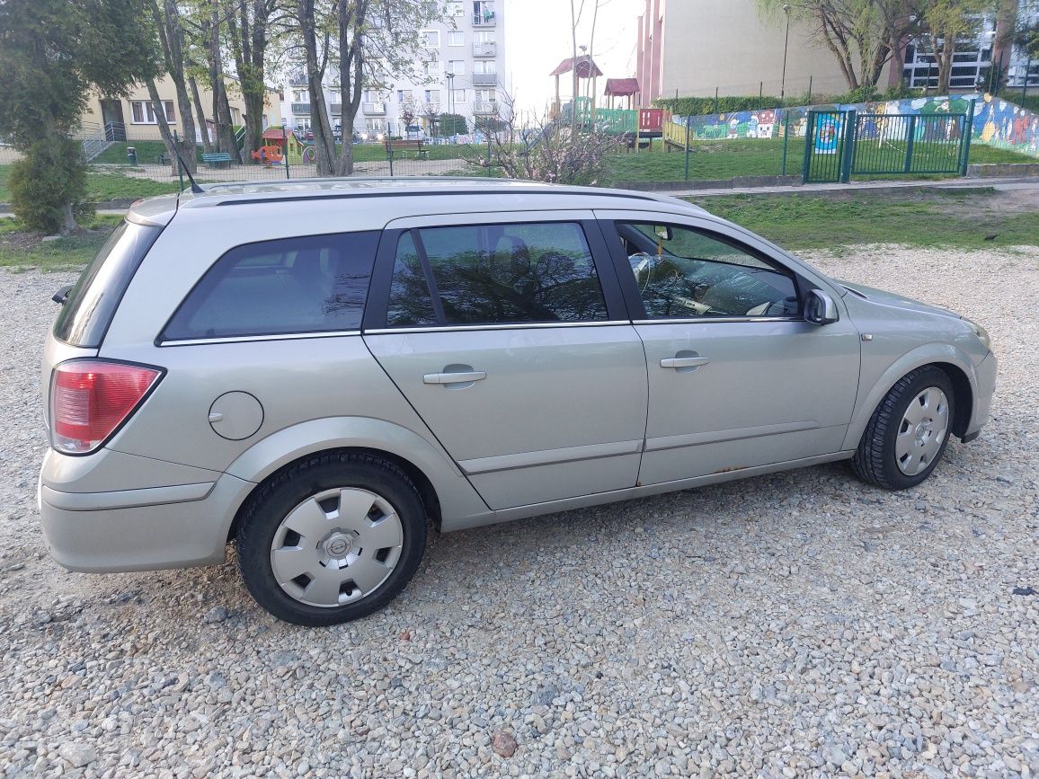 Opel Astra h kombi