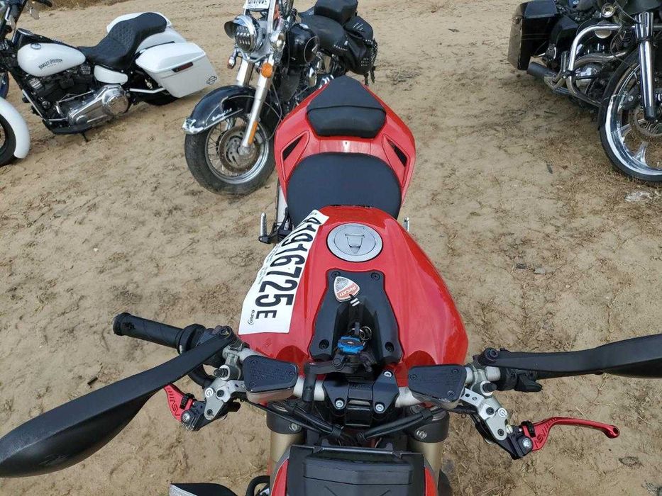 2015 DUCATI Streetfighter 848