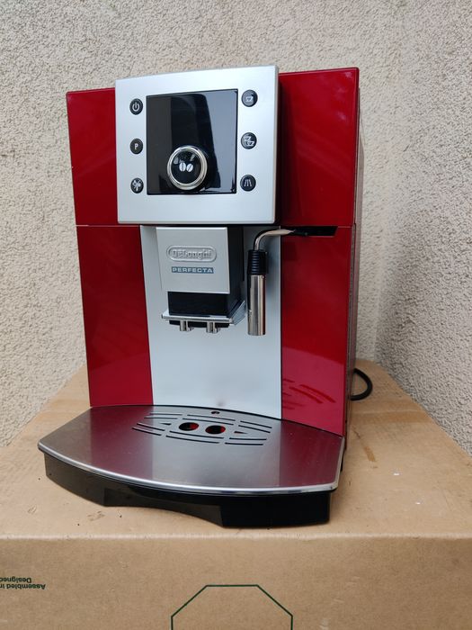 DE LONGHI 5400 з Німеччини