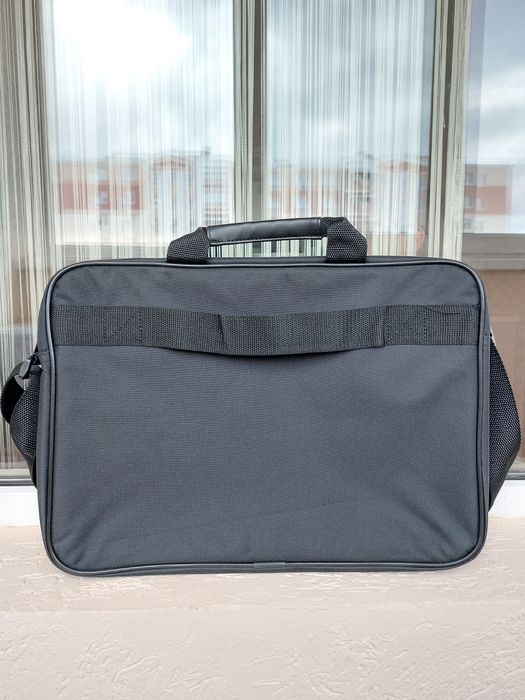 Сумка для ноутбука HP Essential 15.6"