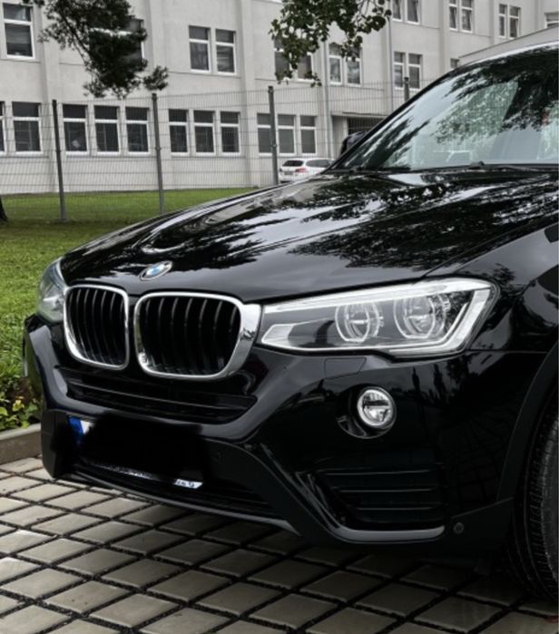 Gril nerka kratka zderzaka BMW X4. 2014-18
