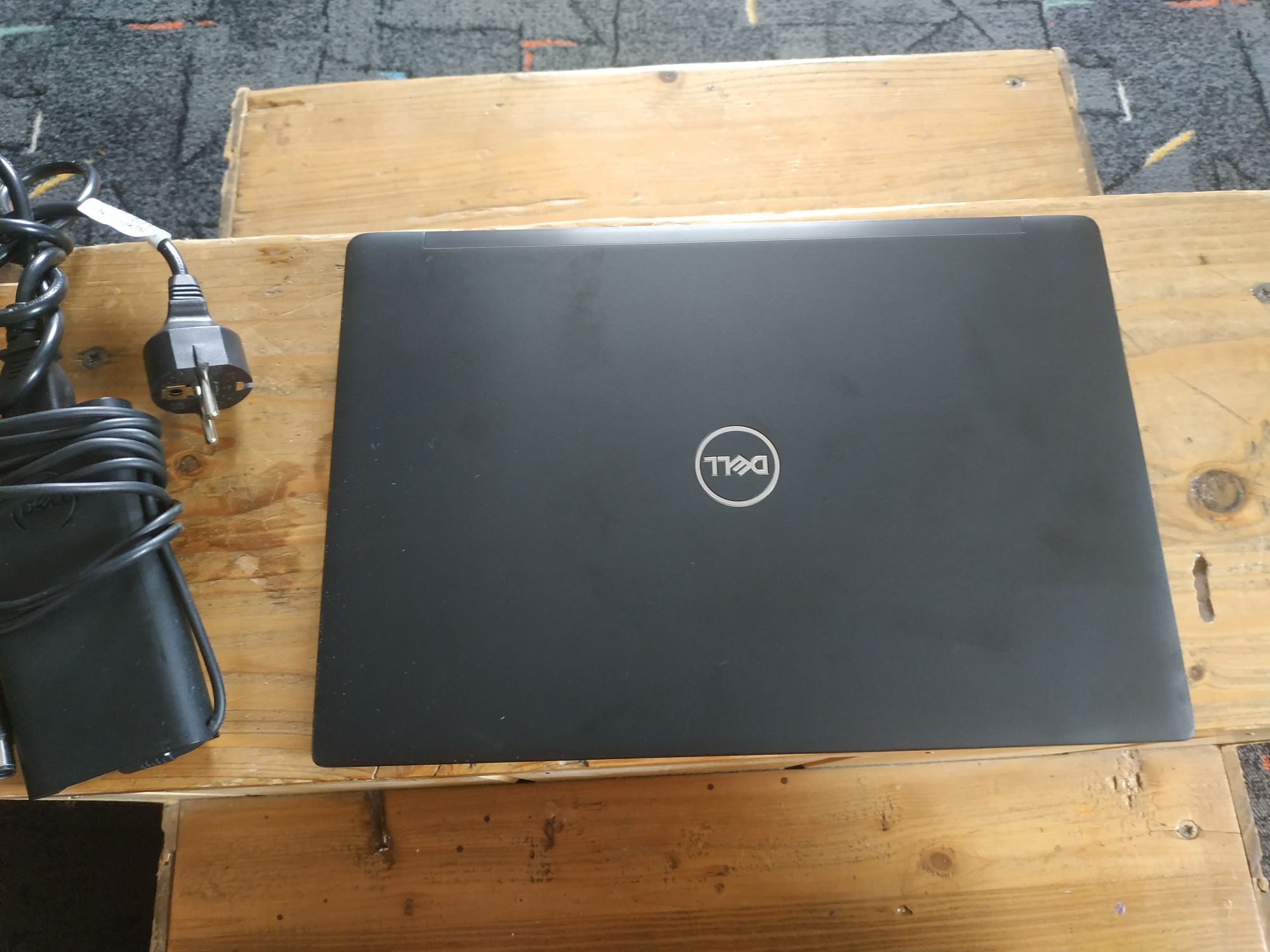 Dell Latitude 7290 win 10 pro i5 8350u 8 GB RAM 256 GB SSD