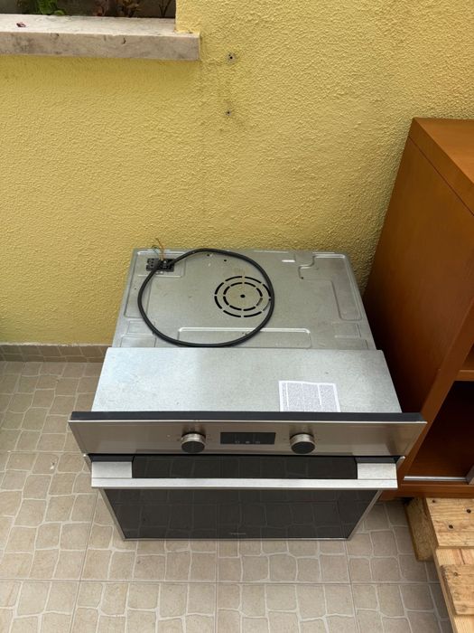 Forno TEKA - preto e cinza