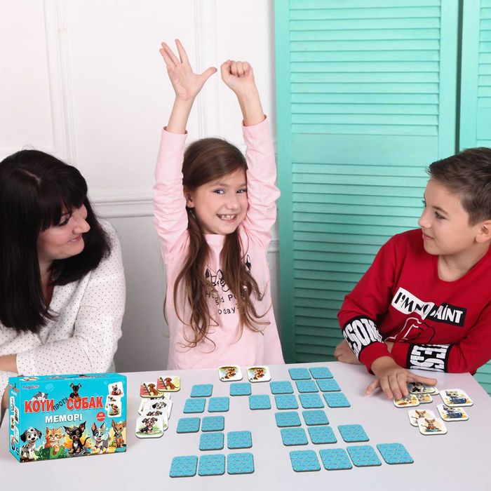 Гра настільна Magdum Меморі. Коти проти собак (ME5032-24)