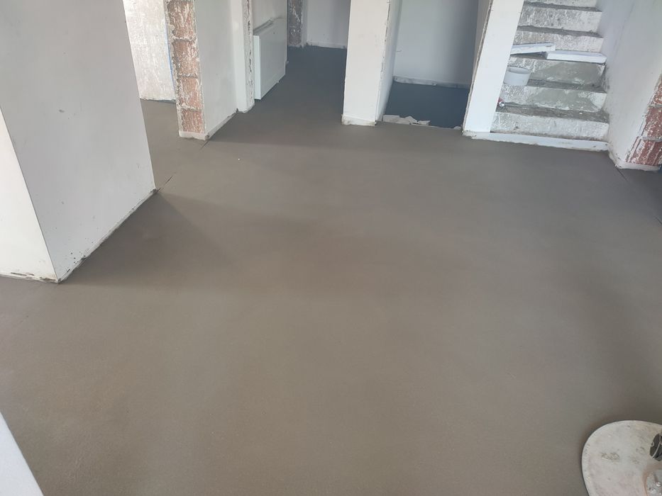 Wylewki posadzki styrobeton mixokretem:  Szczerców Kamieńsk Radomsko
