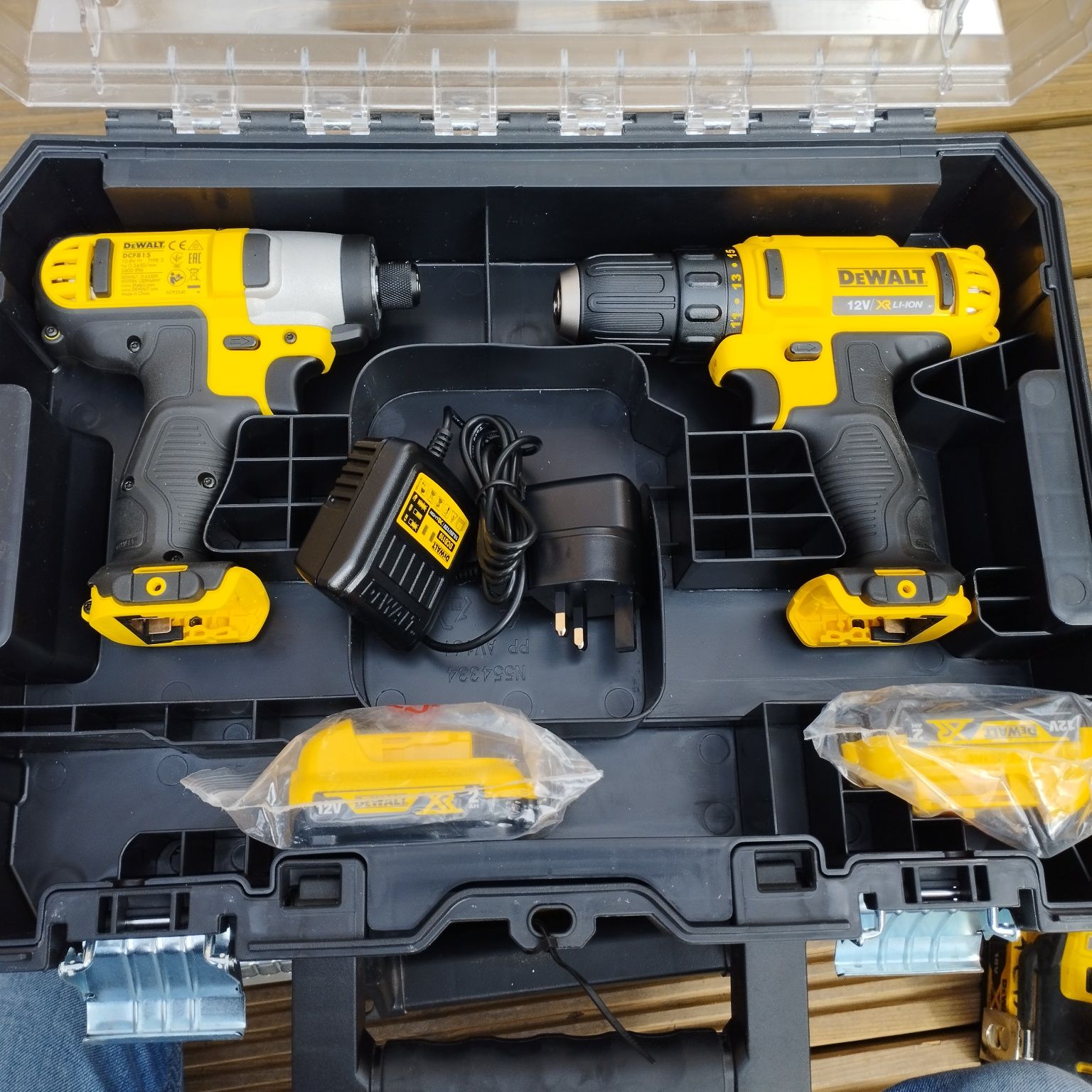 Wkrętarka i Zakrętak DeWalt 12v Nowe