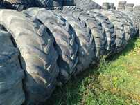 Opony 16.9-28 koparko ładowarka 440/80-28 bkt Volvo cat Seha goodyear