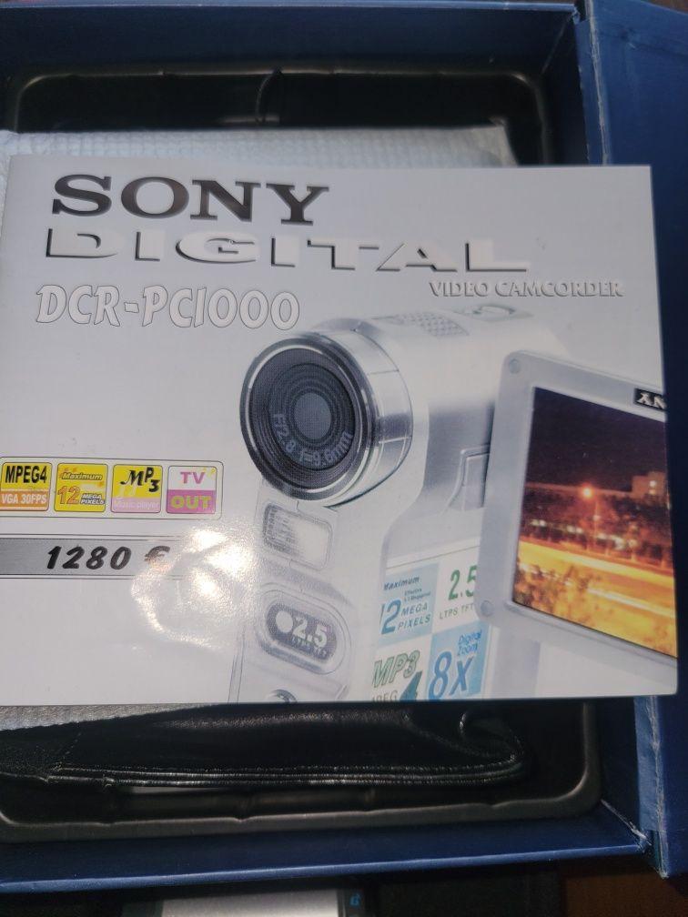 Sony dcr pc1000  видеокамера 12.0 мега пикселей
